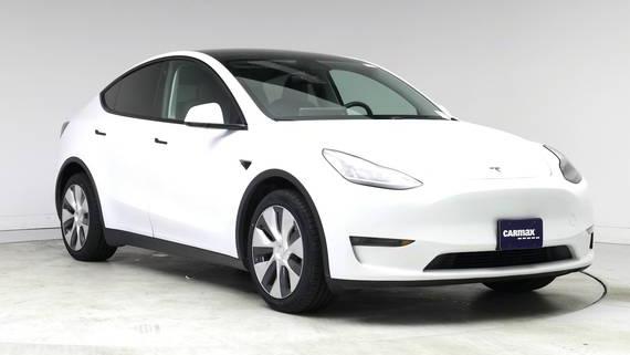 TESLA MODEL Y 2020 5YJYGDEE9LF028508 image